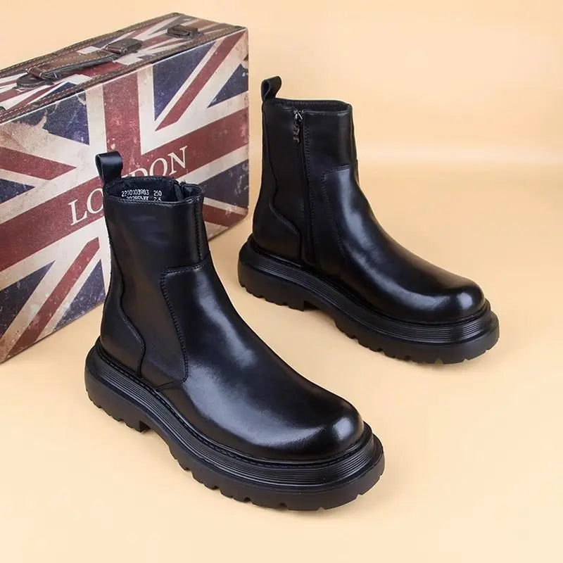 Botas cortas informales de estilo británico con cremallera lateral negra Chelsea con plataforma elevada de nicho de otoño de cuero para hombre