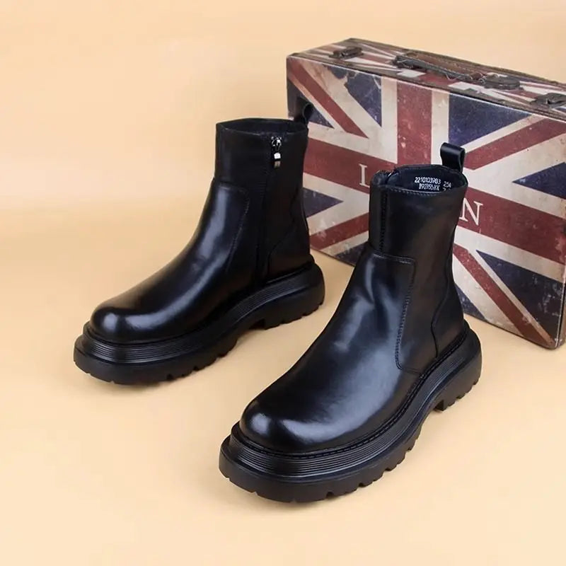 Botas cortas informales de estilo británico con cremallera lateral negra Chelsea con plataforma elevada de nicho de otoño de cuero para hombre