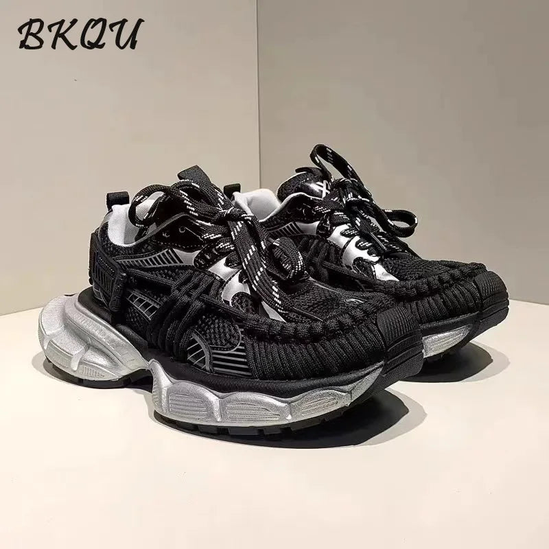 BKQU Dad Shoes mujer  otoño nuevo Color correa cepillada y envejecida Retro suela gruesa aumento de altura zapatos deportivos de moda